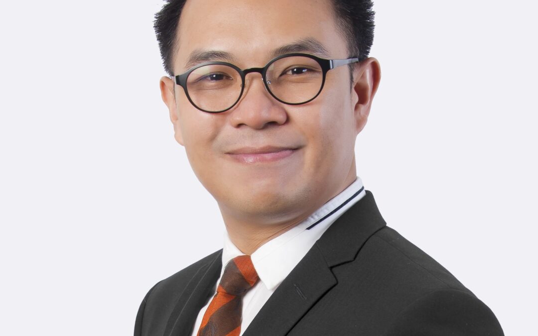 Asst. Prof. Dr. Niwat Srisawasdi