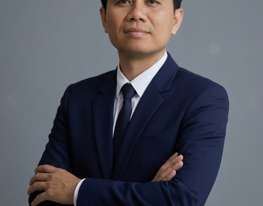 Assoc. Prof. Dr. Wirapong Chansanam